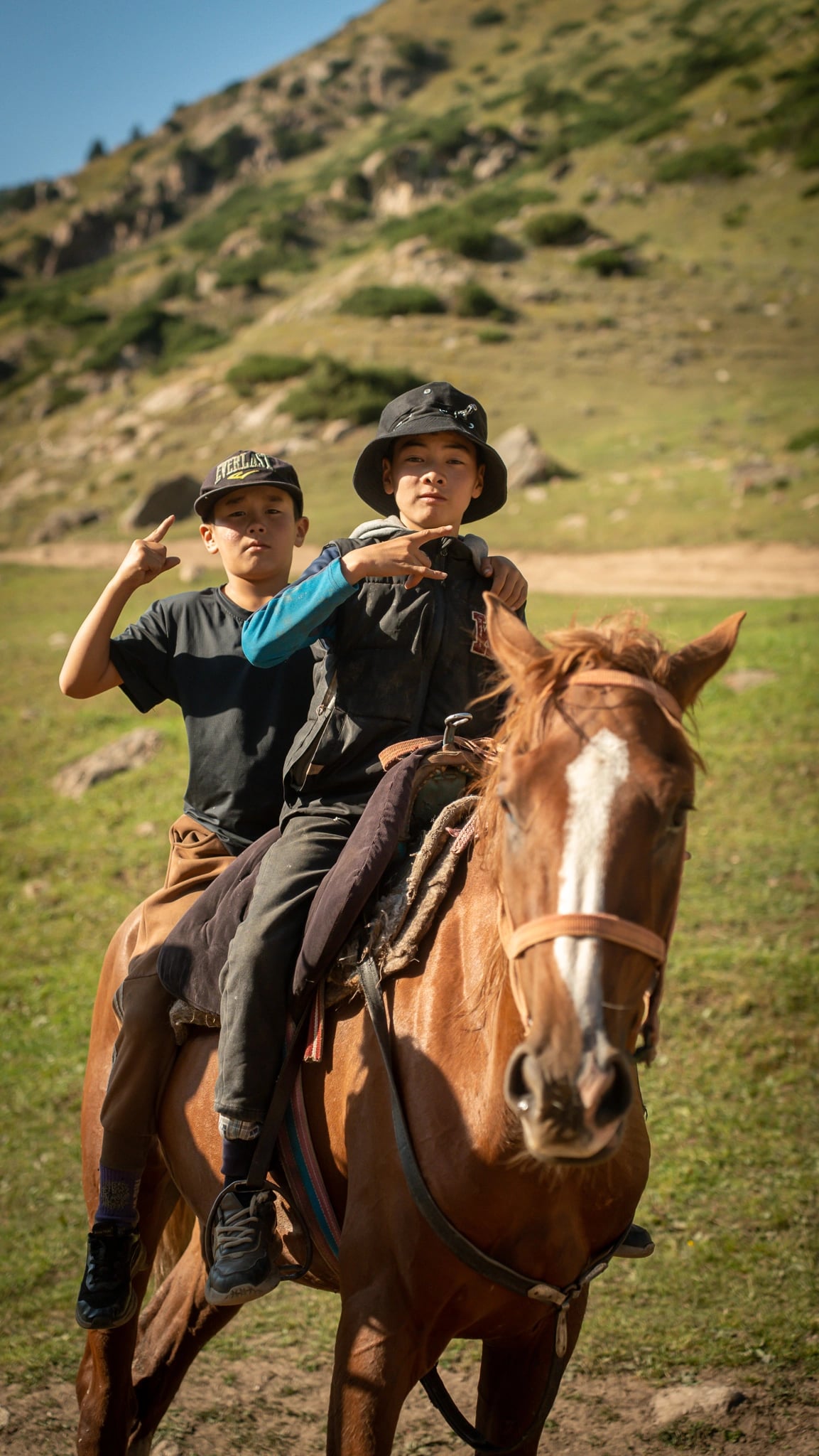 Altyn Arashan (rustdag) op de route door Kirgizië